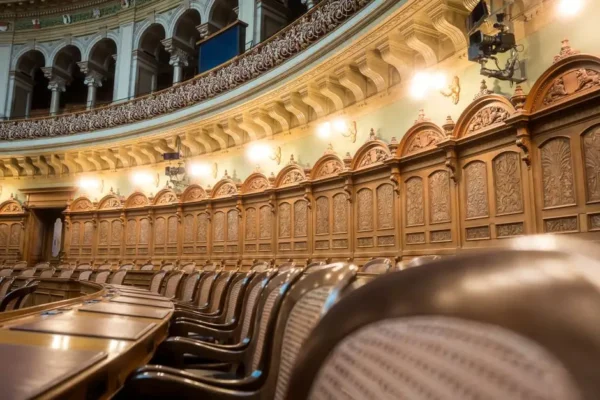 Sesja Rady Gminy Wola Krzysztoporska: zmiany w budżecie i dzierżawach