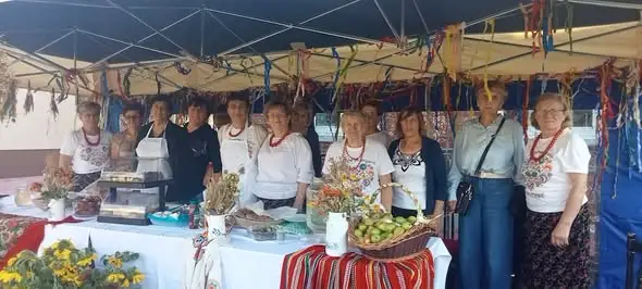 Piknik rodzinny w Polichnie: wspólna zabawa i integracja mieszkańców gminy Wolbórz