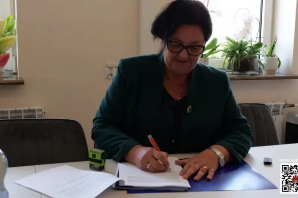 Świetlica w Dorotowie: umowa podpisana, jutro przekazanie placu budowy