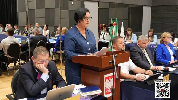 Sulejów: radni podsumowali wakacyjne inwestycje, a przed nami nowe drogi w Zalesicach, Windudze i Podklasztorzu