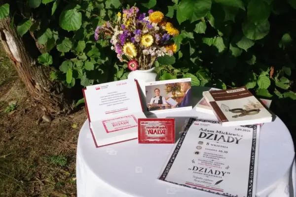 Narodowe Czytanie „Dziadów” w Dąbrówce – zaproszenie na wspólne spotkanie z literaturą