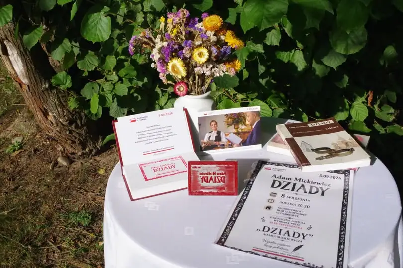 Narodowe Czytanie „Dziadów” w Dąbrówce – zaproszenie na wspólne spotkanie z literaturą