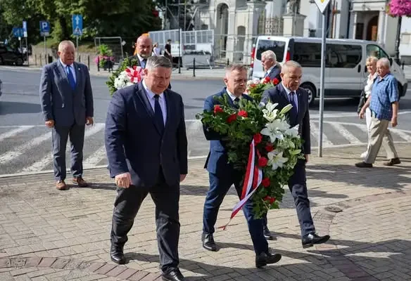 Piotrków Trybunalski uczcił pamięć ofiar II wojny światowej