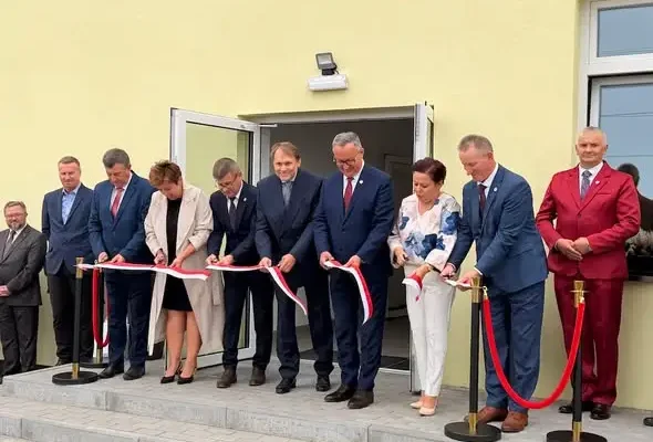 Szkoła w Proszeniu świętuje 10-lecie i otwiera nowy budynek dydaktyczny