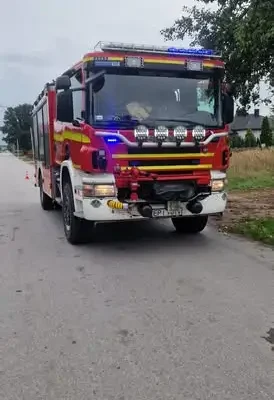 Pożar w Rakowie Dużym — siedem zastępów straży w akcji