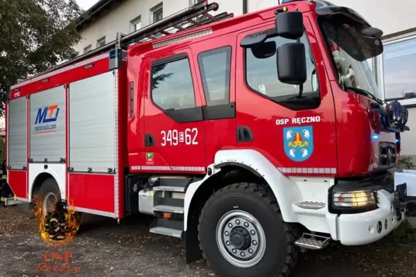 Zadymienie mieszkania w Ręcznie. Interweniowały trzy jednostki straży pożarnej