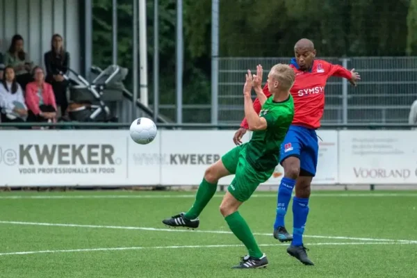 Włókniarz Moszczenica przegrywa z liderem. Omega Kleszczów wygrywa 6:1