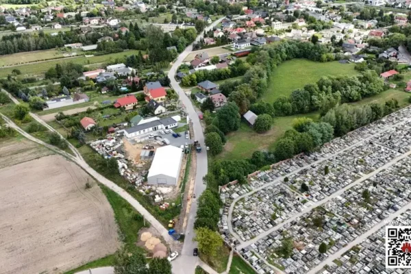 Sulejów: trwa budowa ostatniego odcinka chodnika przy ulicy Polnej