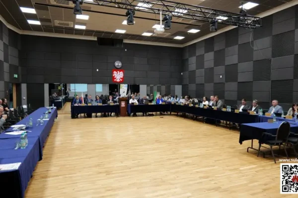 Sulejów podsumowuje pracowite wakacje: nowe inwestycje, dofinansowania i ważna decyzja dla S12/74
