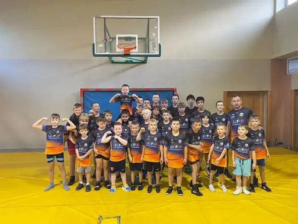 AKS Piotrków Trybunalski zaprasza dzieci na treningi zapasów