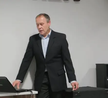 Wspomnienie o inż. Sławomirze Jarosie – społeczniku i pasjonacie historii Rozprzy